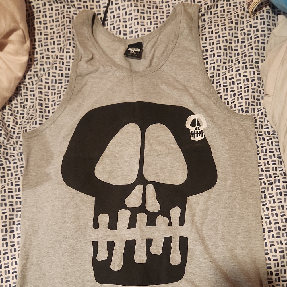 Stüssy Gray Tank Top with Skull Design